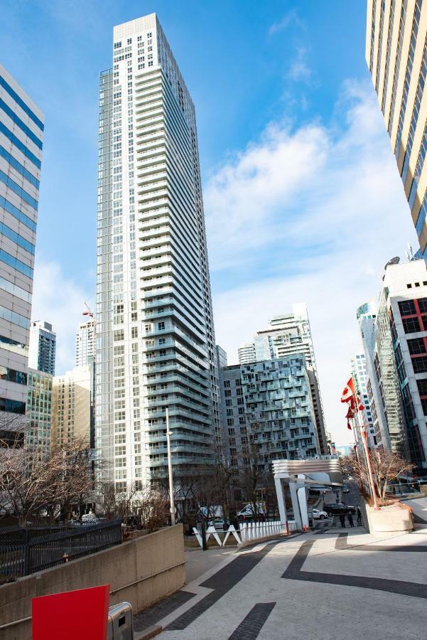 トロントLuxury Adventure Cn Tower/Mtcc/Scotiabank Arenaアパートメント エクステリア 写真